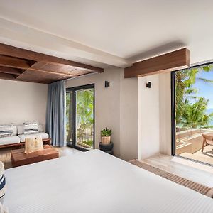 Casa Zamna Ocean Front Junior Suite
